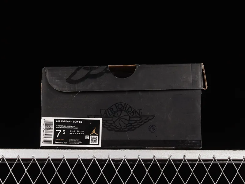 All Categories Air Jordan Jordan Series Basketball Shoes Air Jordan 1 Low Z Edition Air Jordan 1 Low "Gcel" AJ1 Joe 1 Silver Sports Culture Basketball Shoes DX6070-101